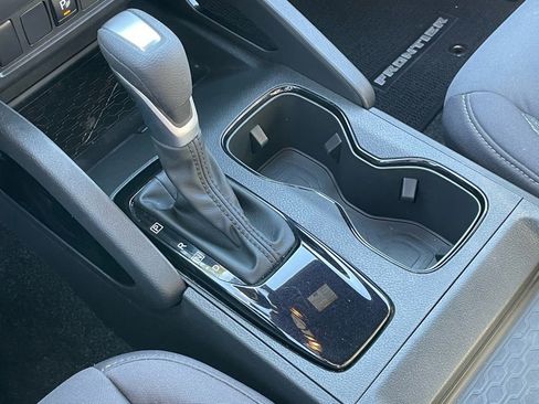 Used 2023 Nissan Frontier SV w/ Midnight Edition Package image 25