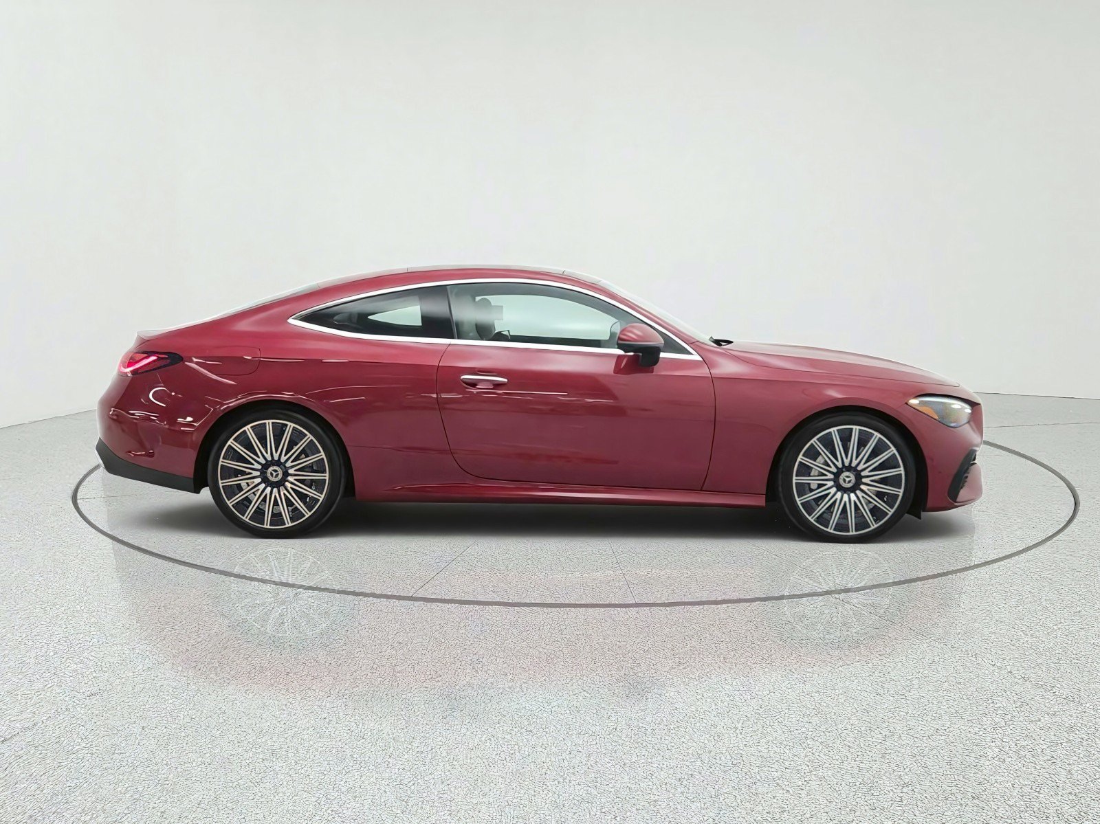 New 2027 Mercedes-Benz CLE 450 4MATIC Coupe image 4