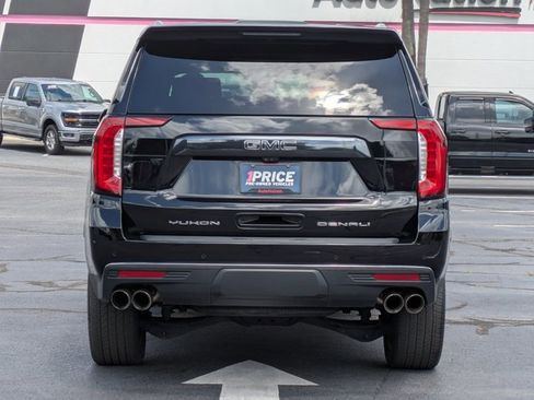 Used 2023 GMC Yukon Denali Ultimate AWD/4WD image 7