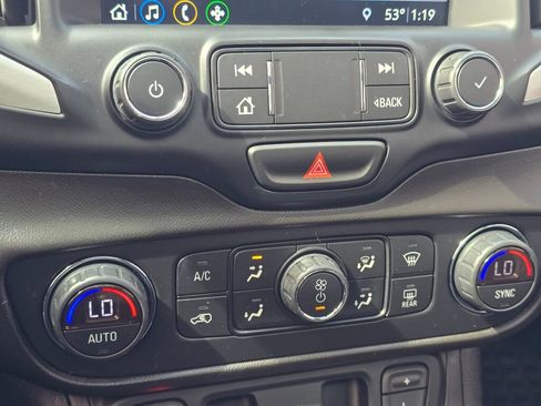 Used 2019 GMC Terrain SLT w/ Preferred Package image 32