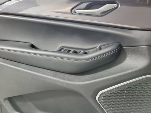Used 2022 Jeep Grand Cherokee L Laredo w/ Luxury Tech Group I RWD image 16