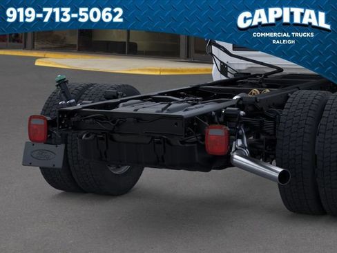 New 2026 Ford F450 XL w/ XL Chrome Package image 21