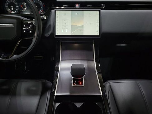 New 2026 Land Rover Range Rover Velar Dynamic SE AWD/4WD image 26