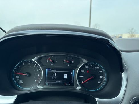 Used 2019 Chevrolet Traverse LT w/ LT Premium Package image 10