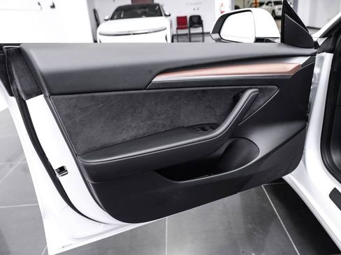 Used 2023 Tesla Model 3 Standard Range RWD image 38