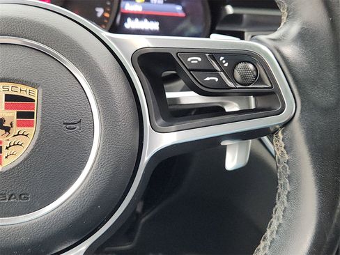 Used 2018 Porsche Macan image 27