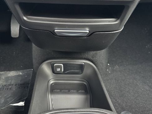 New 2026 Chrysler Pacifica Select image 17