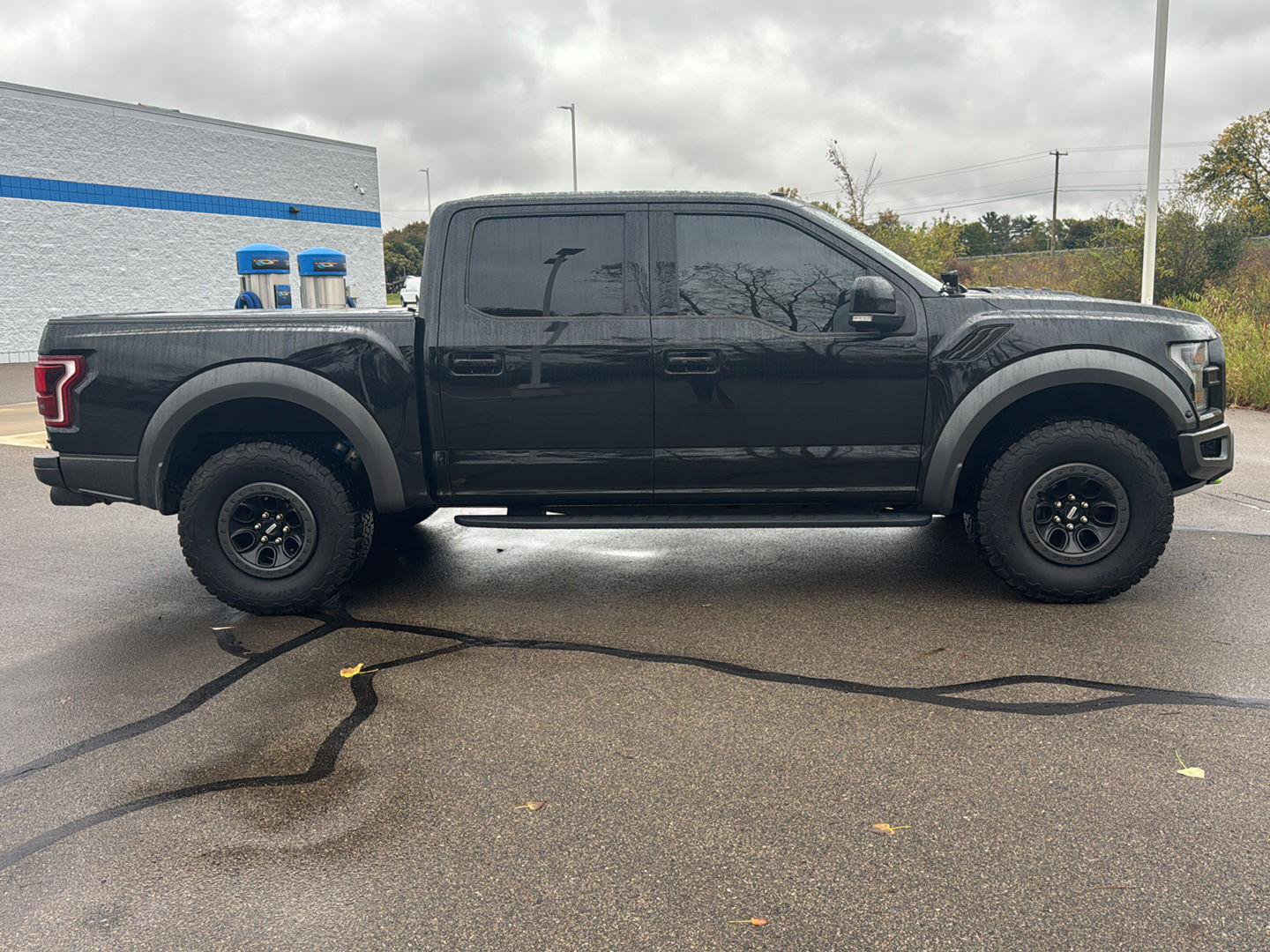 Used 2018 Ford F150 Raptor w/ Equipment Group 802A Luxury AWD/4WD image 6