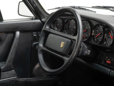 Used 1988 Porsche 911 Carrera RWD image 37