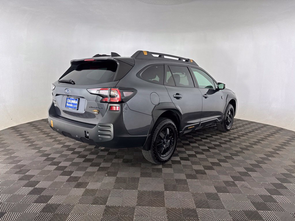 Used 2022 Subaru Outback Wilderness w/ Wilderness Package AWD/4WD image 7