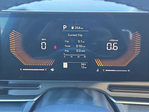 New 2026 Kia Carnival EX image 32