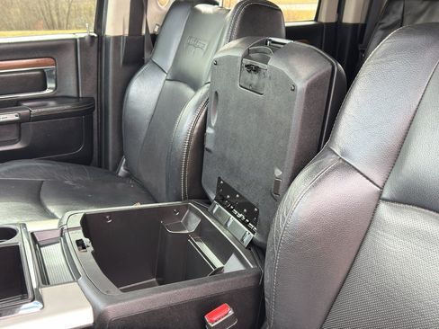 Used 2015 RAM 3500 Laramie AWD/4WD image 19