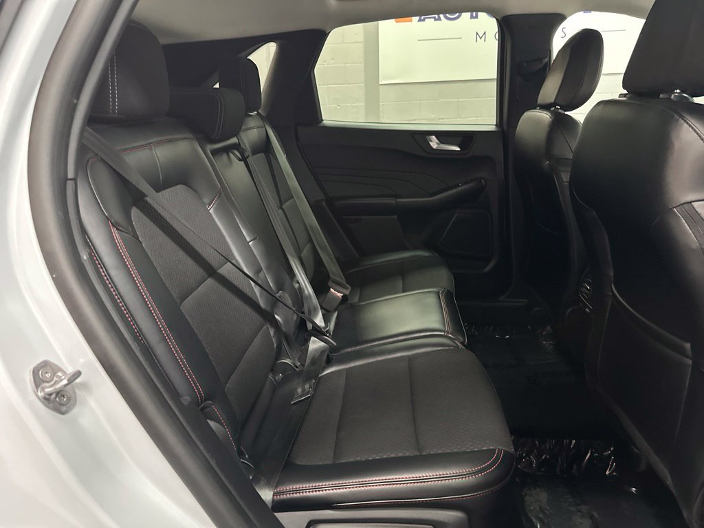 Used 2025 Ford Escape ST-Line Select AWD/4WD image 21