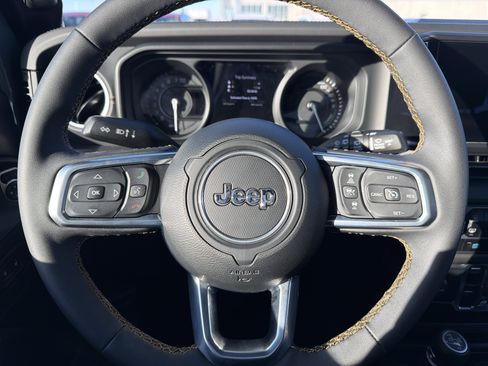 Used 2024 Jeep Wrangler Sahara w/ Technology Group image 10