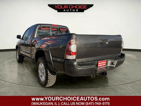 Used 2011 Toyota Tacoma 4x4 Access Cab V6 w/ TRD Sport Pkg image 7