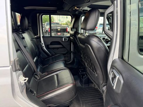 Used 2020 Jeep Gladiator Rubicon image 6