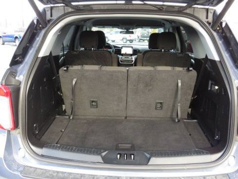 Certified 2021 Ford Explorer XLT image 28