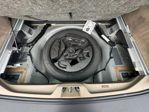 Used 2011 Volvo XC70 3.2 image 8