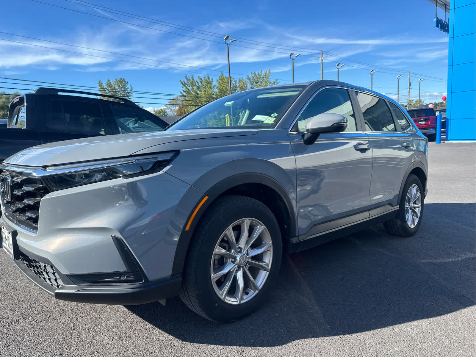 Used 2025 Honda CR-V EX-L image 1