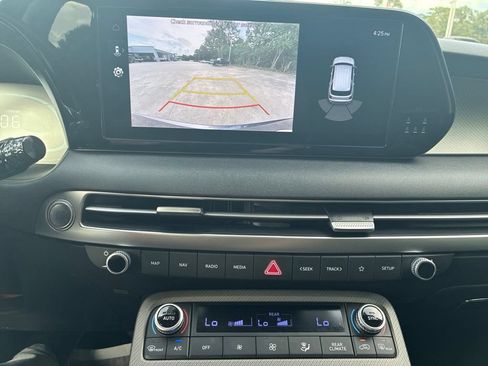 Used 2025 Hyundai Palisade SEL AWD/4WD image 12