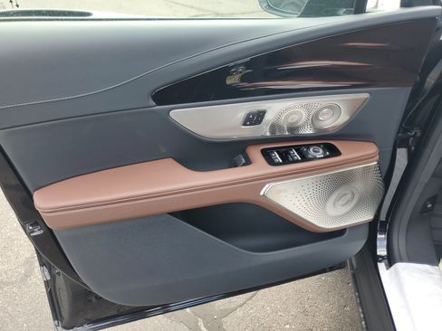 New 2026 Lincoln Nautilus Reserve AWD/4WD image 8