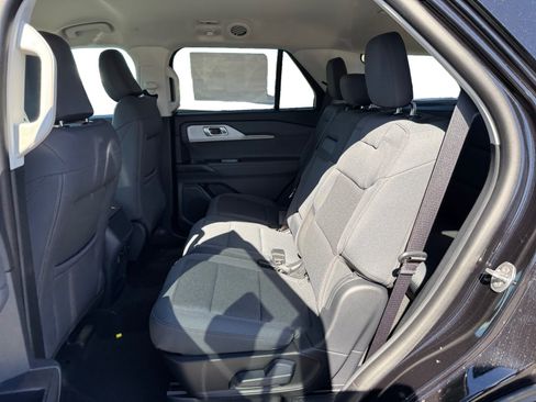New 2026 Ford Explorer Active AWD/4WD image 16