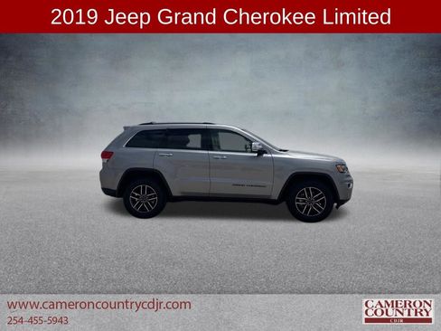 Used 2019 Jeep Grand Cherokee Limited RWD image 2