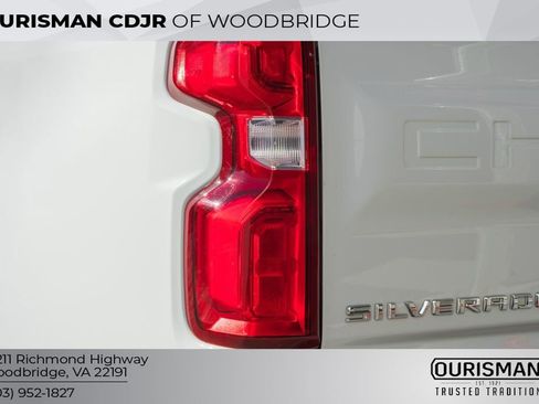 Used 2021 Chevrolet Silverado 1500 RST image 7