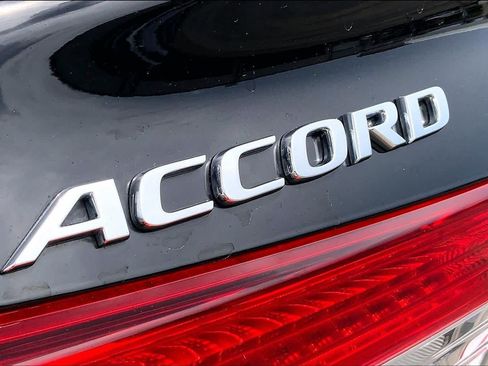 Used 2022 Honda Accord Sport image 10