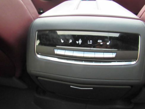 Used 2025 Cadillac Escalade ESV Sport w/ Touring Package AWD/4WD image 21