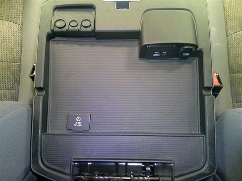 Used 2017 RAM 1500 Big Horn image 25