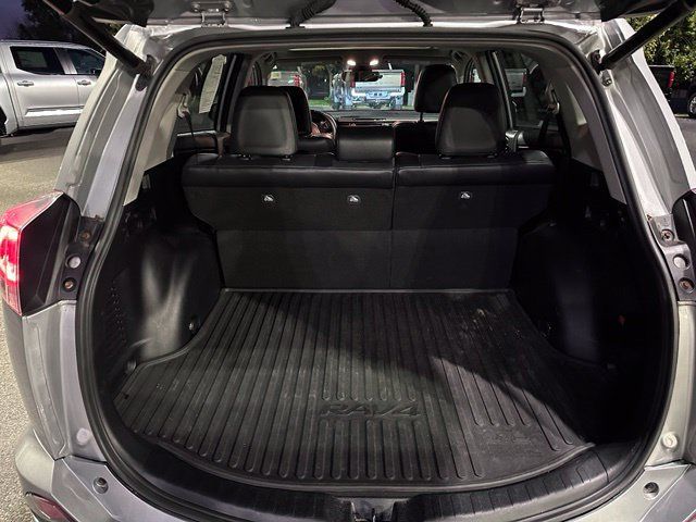 Used 2018 Toyota RAV4 Limited w/ Advanced Technology Package AWD/4WD image 10