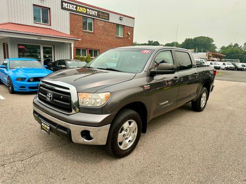 Used 2011 Toyota Tundra 4x4 CrewMax w/ TRD Off-Road Pkg image 1