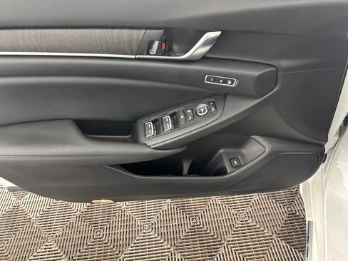Used 2021 Honda Accord Touring image 20