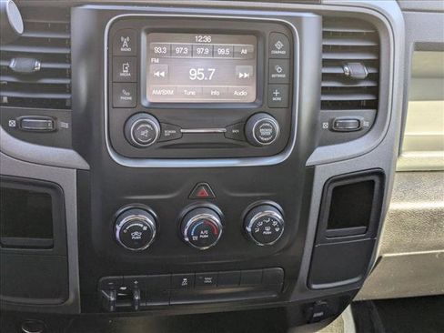 Used 2018 RAM 3500 Tradesman w/ Chrome Appearance Group image 13