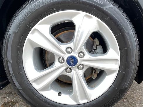 Used 2015 Ford Escape SE FWD image 15