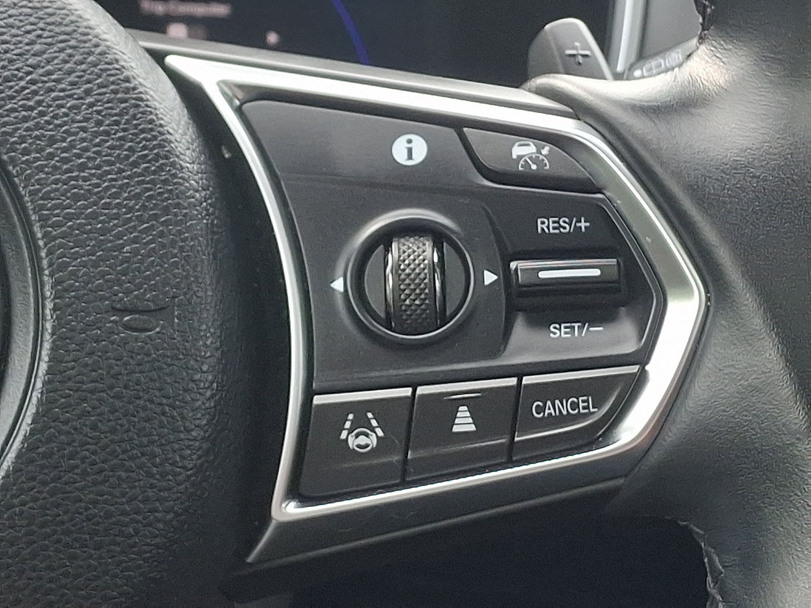 Used 2024 Acura MDX w/ Technology Package AWD/4WD image 25