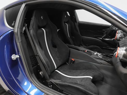 Certified 2022 Ferrari 812 Competizione image 30