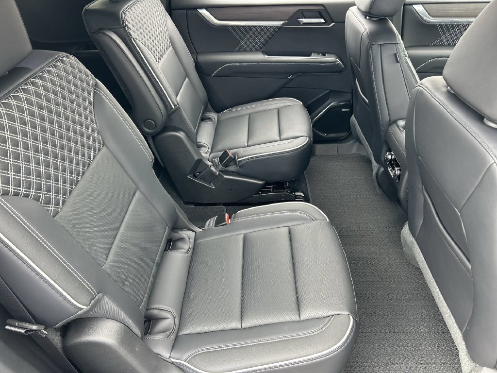 New 2027 GMC Acadia Denali FWD image 27