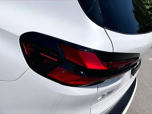 Used 2024 BMW X5 sDrive40i w/ Premium Package RWD image 30