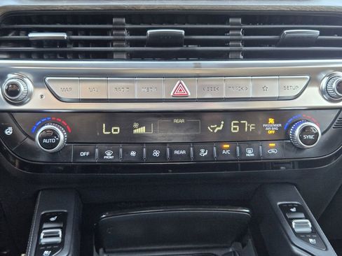 Used 2020 Kia Telluride SX w/ Towing Package image 18