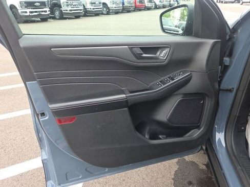 Used 2023 Ford Escape Active w/ Cold Weather Package FWD image 25