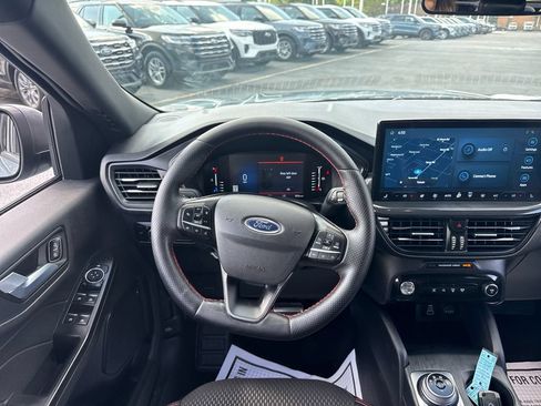 Used 2024 Ford Escape ST-Line w/ Tech Pack #1 AWD/4WD image 19