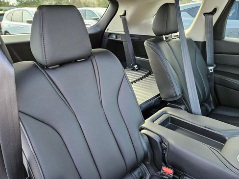 New 2026 Acura MDX SH-AWD image 15