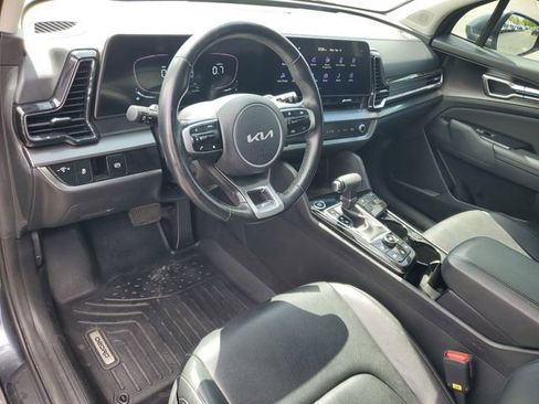 Used 2023 Kia Sportage EX FWD image 6