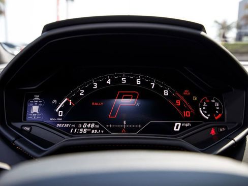 Used 2023 Lamborghini Huracan Sterrato image 52