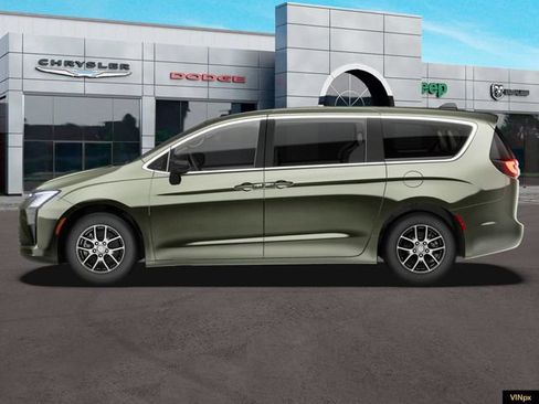 New 2027 Chrysler Pacifica Select FWD image 3