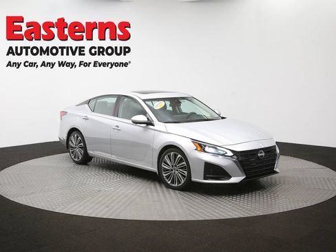 Used 2023 Nissan Altima 2.5 SL FWD image 51
