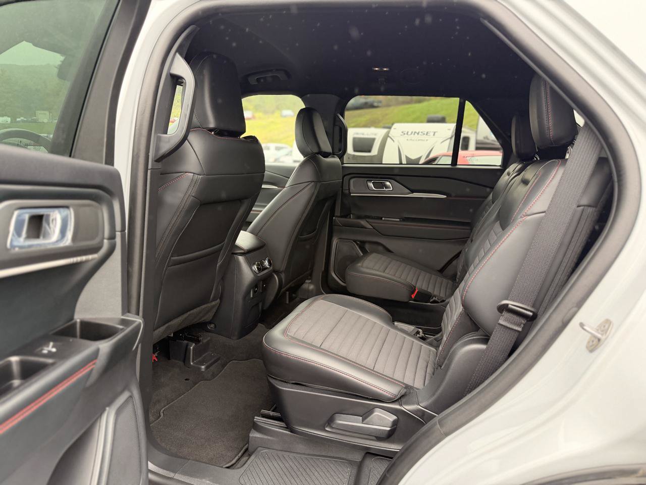 Used 2026 Ford Explorer ST-Line AWD/4WD image 13