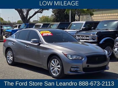 Used 2017 INFINITI Q50 2.0t w/ Moonroof Package
